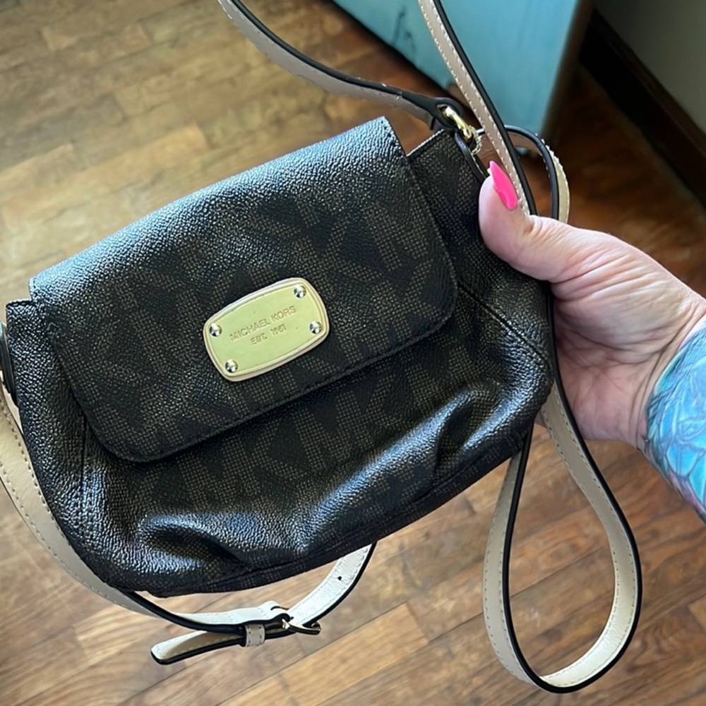 Michael Kors Black Leather Crossbody Bag with Gold Hardware